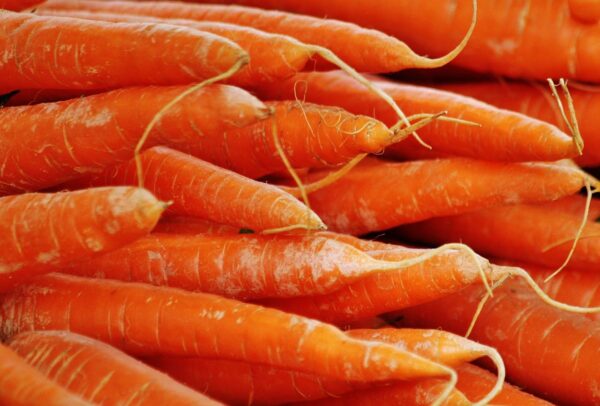 carrots-vegetables-food-orange-54082-54082.jpg